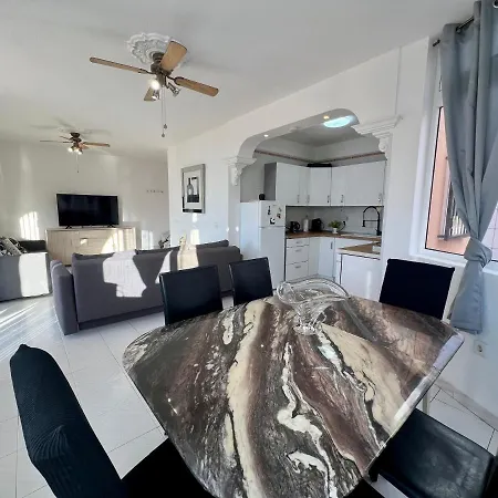 Ross Villa Costa Adeje (Tenerife)